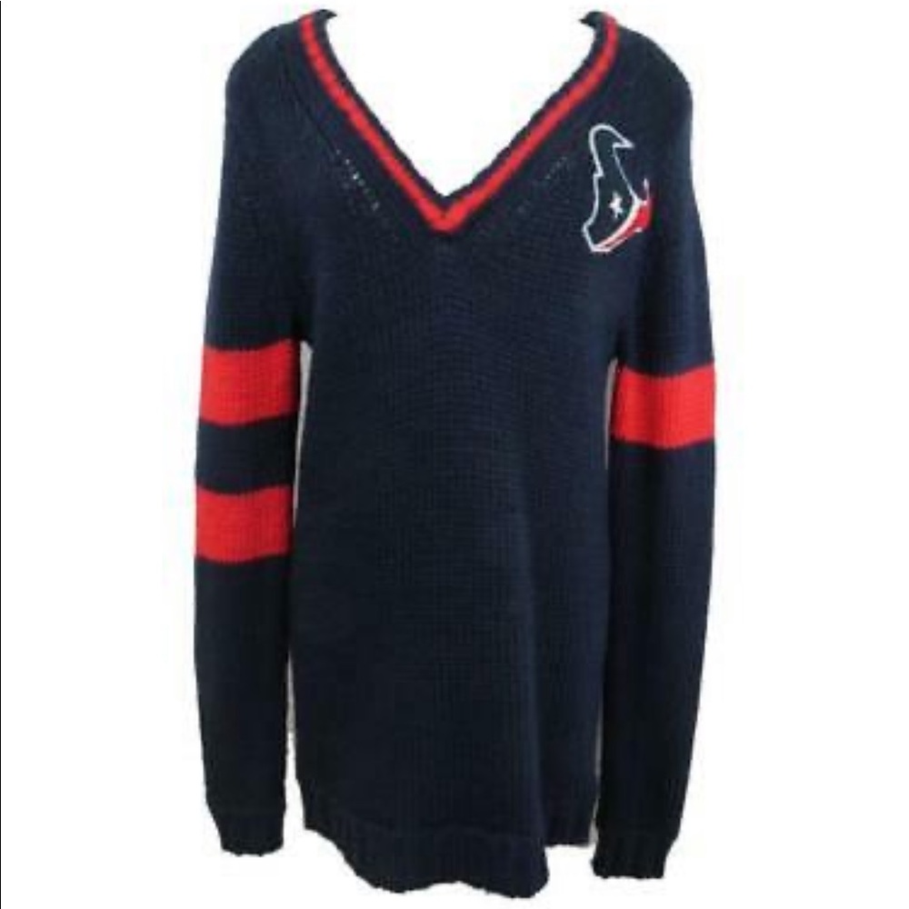 Patriots Alyssa Milano cable knit v neck sweater